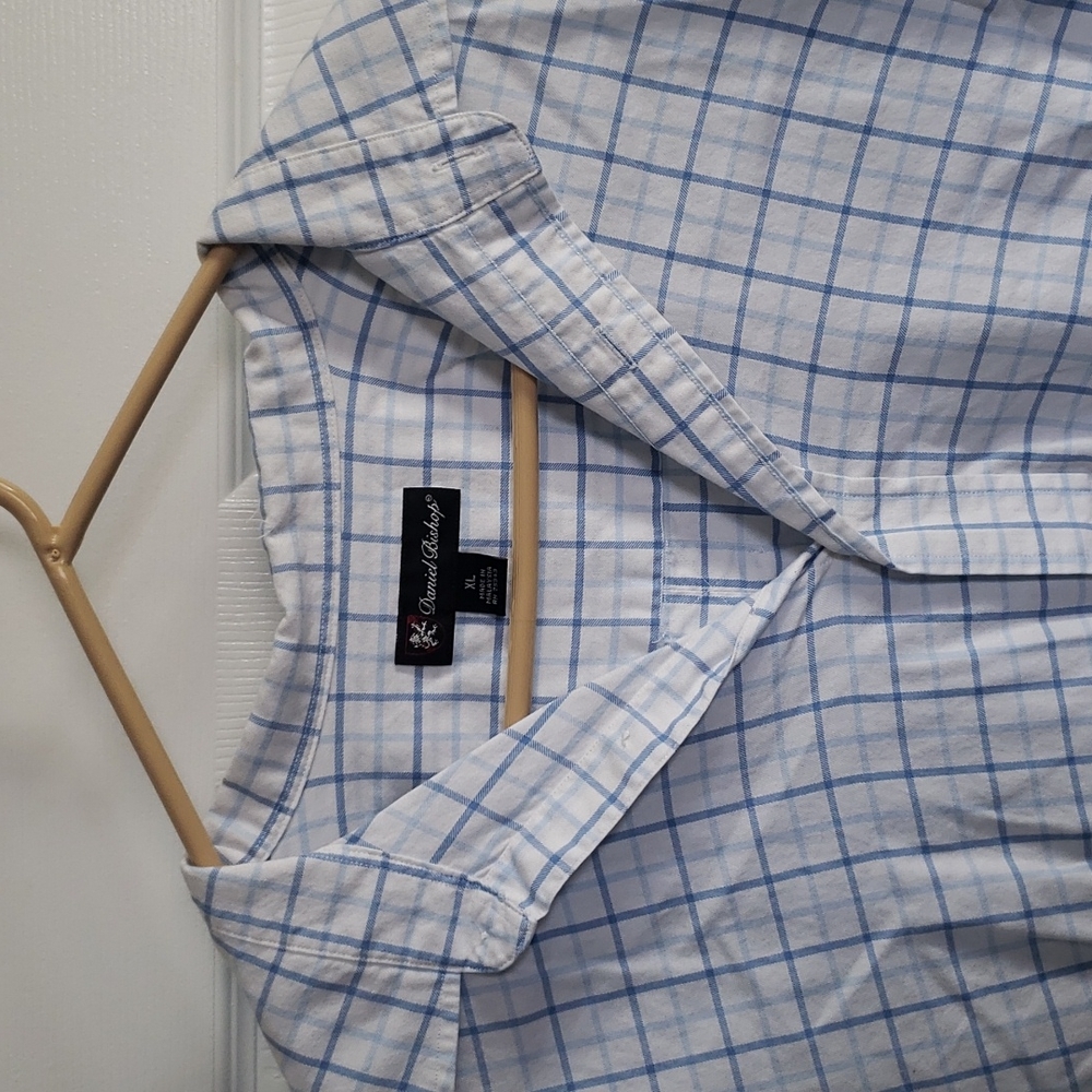 Mens Button down - Picture 3 of 6